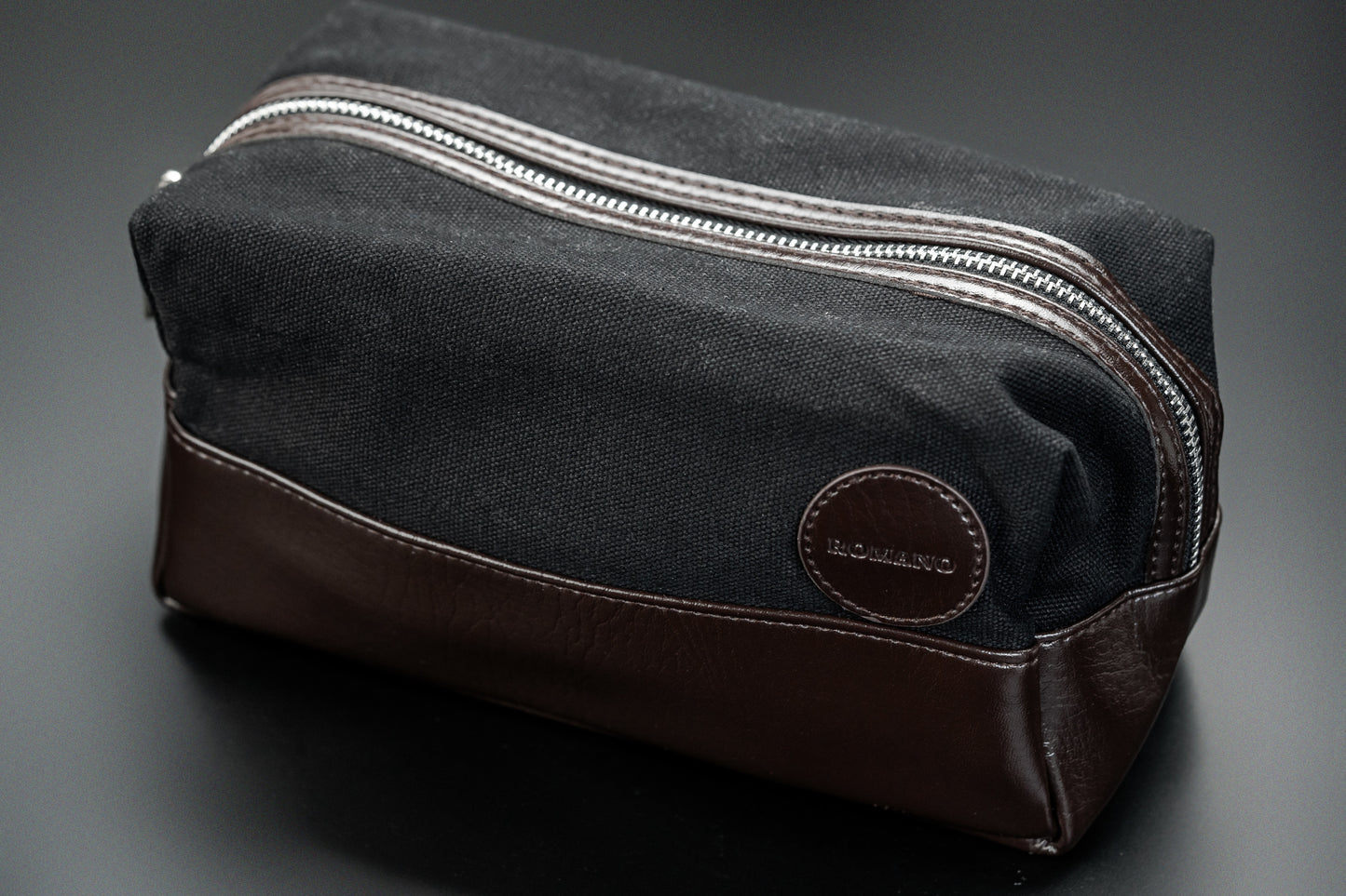 The Loculus Premium Travel Bag