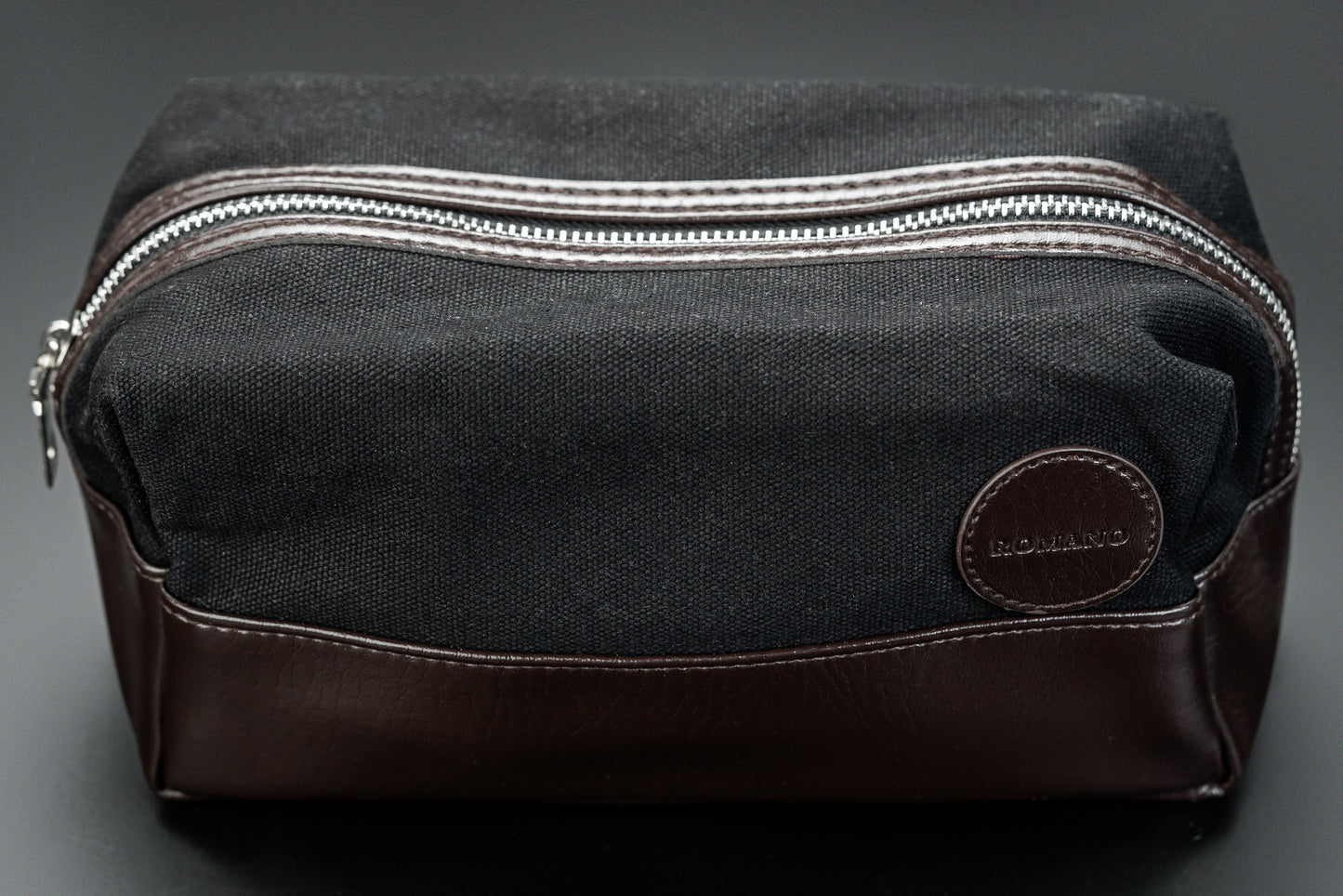 The Loculus Premium Travel Bag